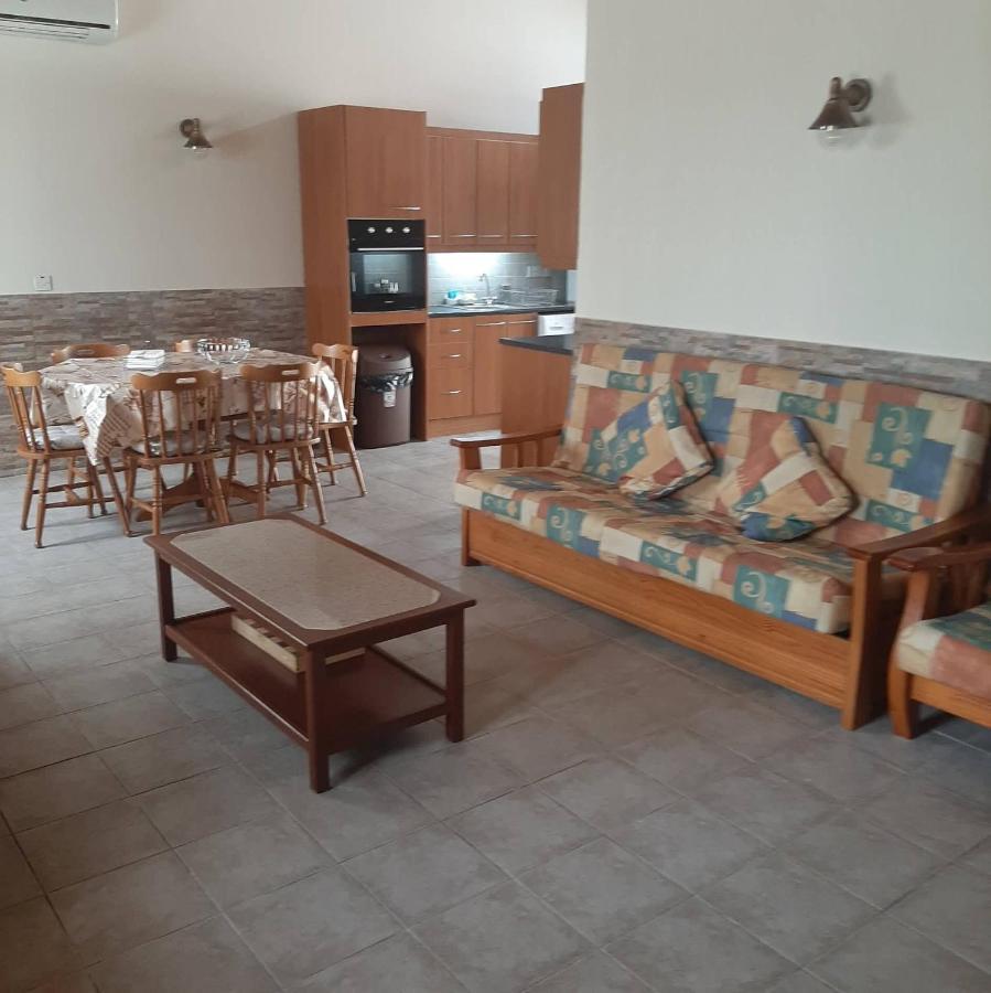 Villa Haven House à Larnaca Extérieur photo